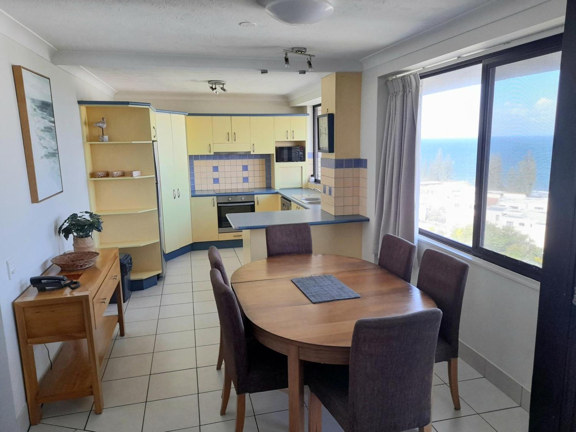Burgess @ Kings Beach Apartments 칼론드라 외부 사진